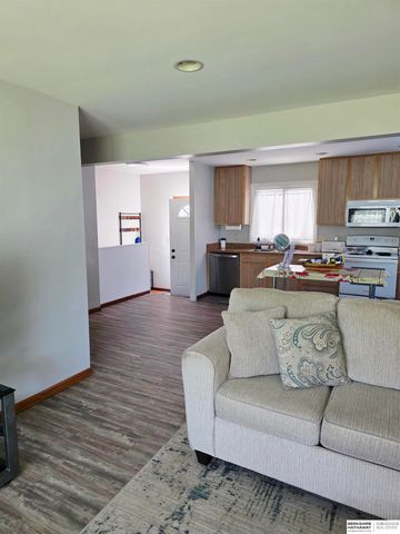 7030 S Wedgewood Drive, Lincoln, NE 68510