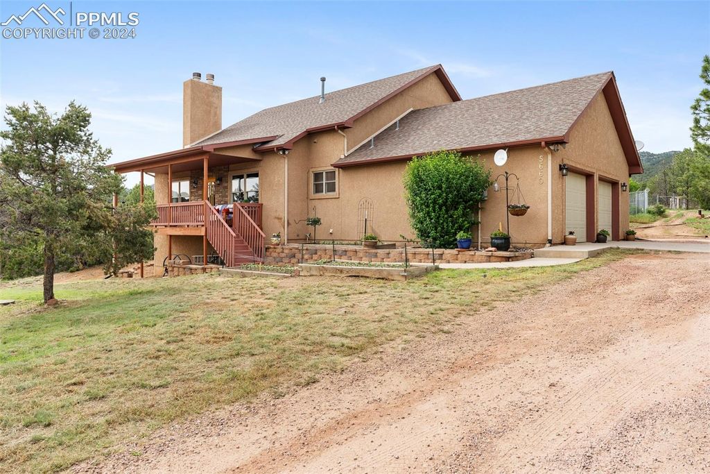 5660 Sandy Creek Heights, Colorado Springs, CO 80926 — exterior