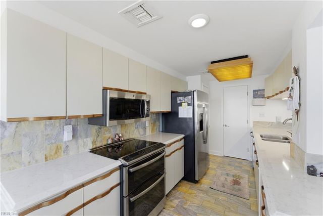 3556 Shore Dr Apt 801, Virginia Beach, VA 23455