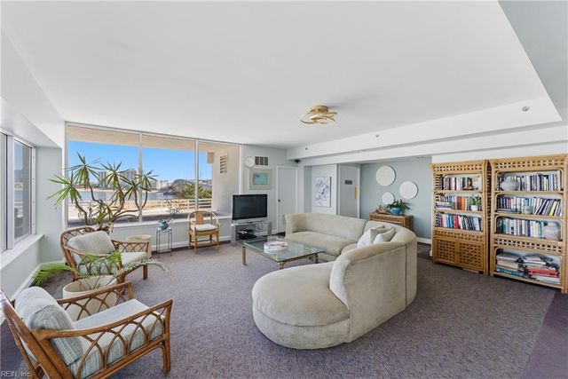 3556 Shore Dr Apt 801, Virginia Beach, VA 23455