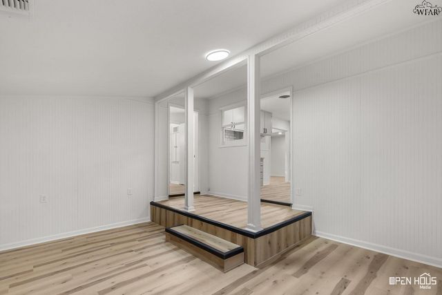 2519 INGLEWOOD DRIVE, Wichita Falls, TX 76301