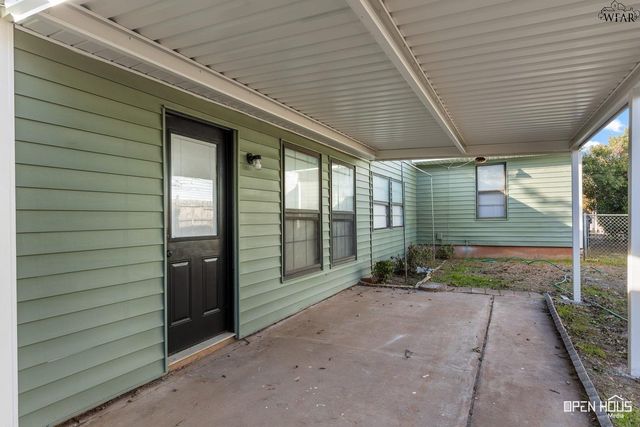 2519 INGLEWOOD DRIVE, Wichita Falls, TX 76301