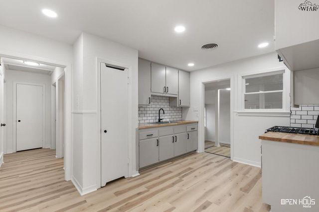 2519 INGLEWOOD DRIVE, Wichita Falls, TX 76301