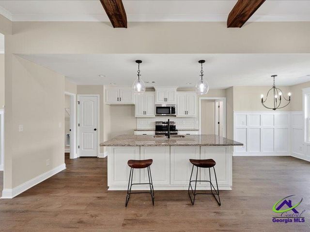 102 Nash Court, Perry, GA 31069