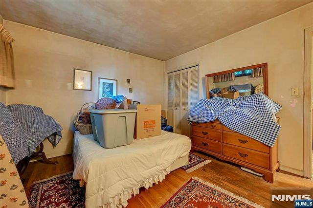 12 Pitcairn Avenue, Ho-ho-kus, NJ 07423