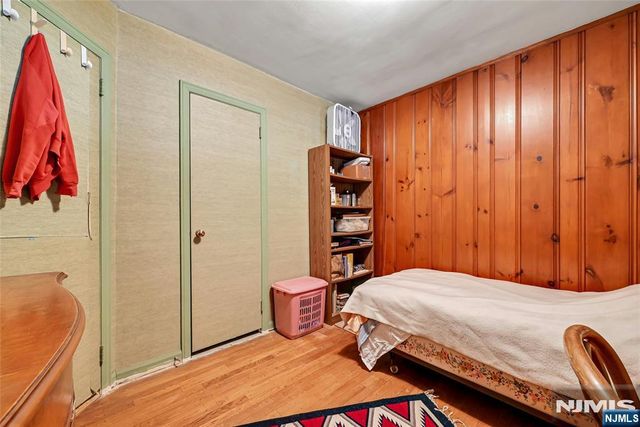 12 Pitcairn Avenue, Ho-ho-kus, NJ 07423