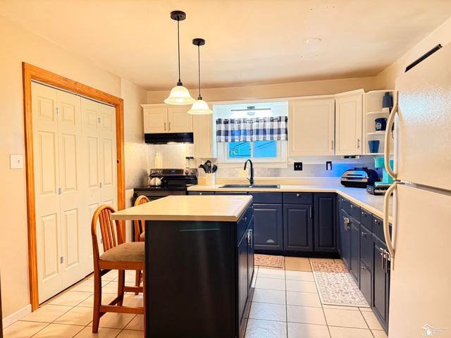 135 Salisbury, Morenci, MI 49256