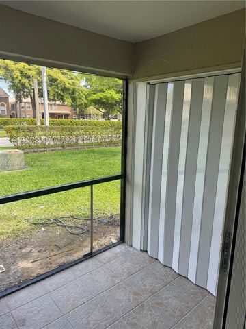 9050 NW 28th Street 136, Coral Springs, FL 33065