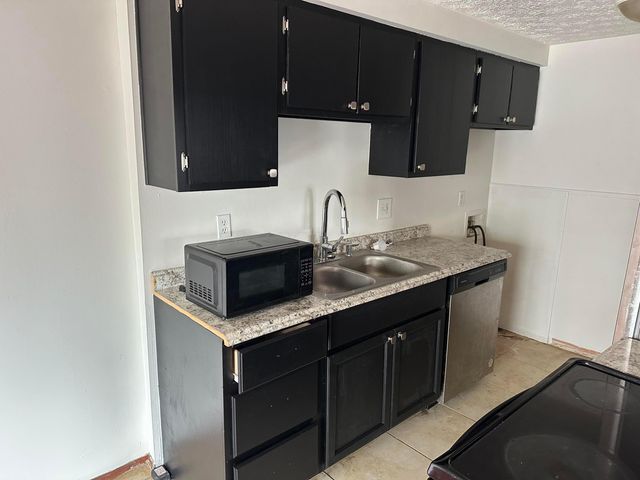 2516 Nassau Drive, A, Columbus, OH 43232