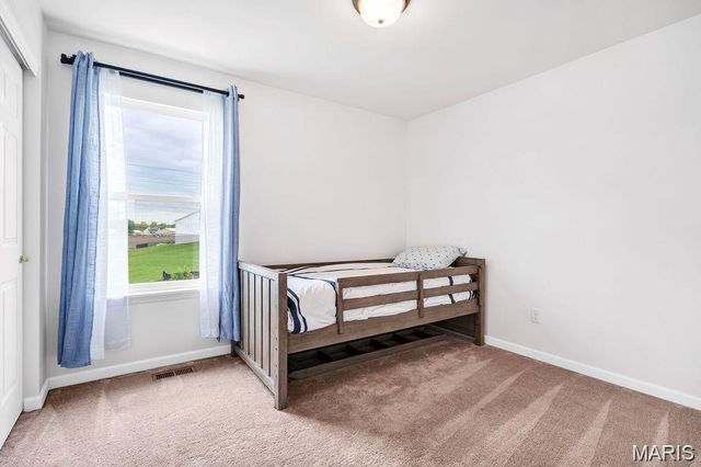 204 Charlestowne Place Drive, St Charles, MO 63301