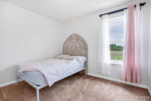 204 Charlestowne Place Drive, St Charles, MO 63301