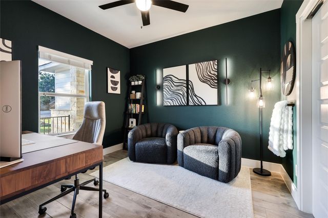2111 American DR, Lago Vista, TX 78645