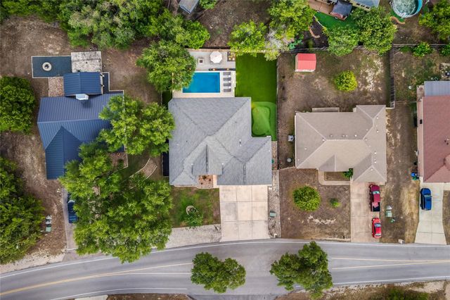 2111 American DR, Lago Vista, TX 78645