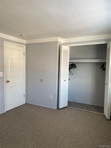 13958 Champagne Drive, Sterling Heights, MI 48312