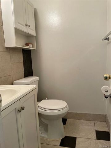 13958 Champagne Drive, Sterling Heights, MI 48312