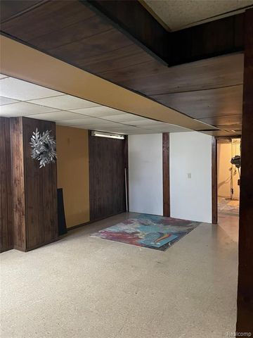 13958 Champagne Drive, Sterling Heights, MI 48312