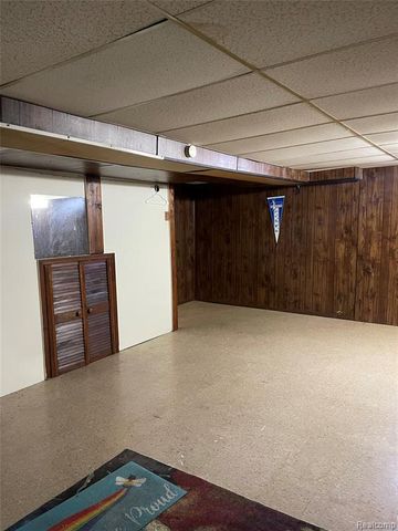 13958 Champagne Drive, Sterling Heights, MI 48312