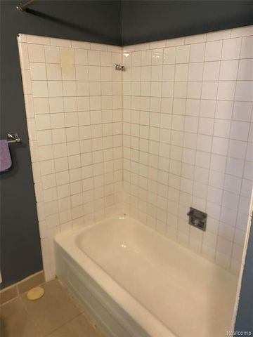 13958 Champagne Drive, Sterling Heights, MI 48312