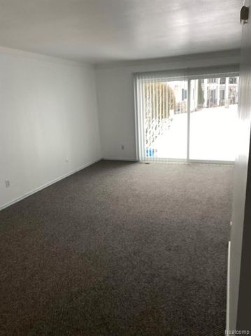 13958 Champagne Drive, Sterling Heights, MI 48312