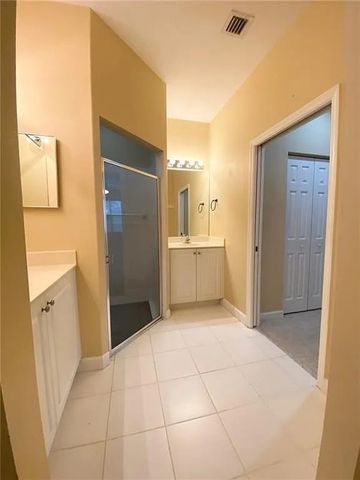 6616 Liberty Place, Vero Beach, FL 32966