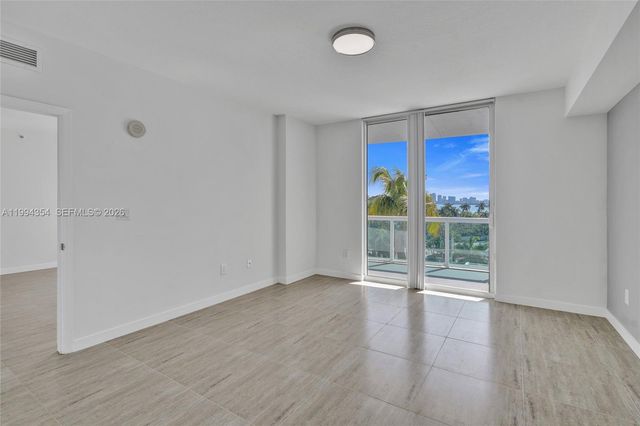 7900 Harbor Island Dr 711, North Bay Village, FL 33141