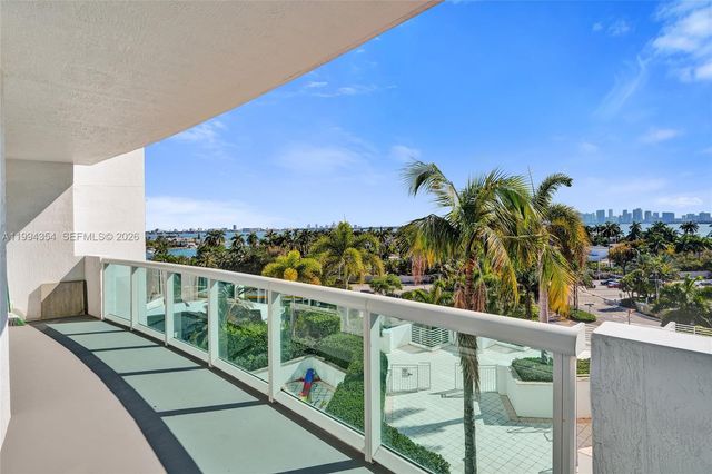 7900 Harbor Island Dr 711, North Bay Village, FL 33141