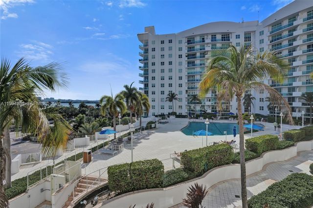 7900 Harbor Island Dr 711, North Bay Village, FL 33141