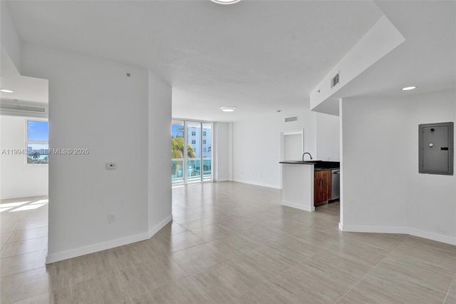 7900 Harbor Island Dr 711, North Bay Village, FL 33141