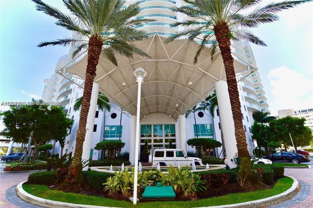 7900 Harbor Island Dr 711, North Bay Village, FL 33141