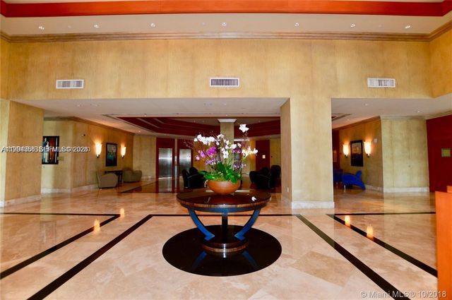 7900 Harbor Island Dr 711, North Bay Village, FL 33141