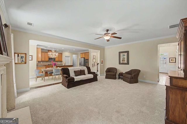 811 Ravenstone Way, Canton, GA 30115