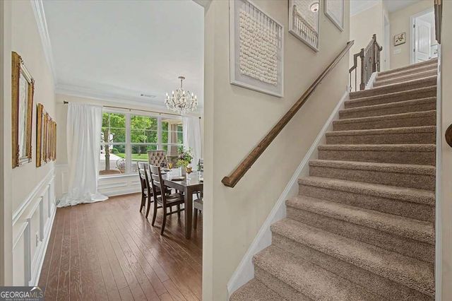 811 Ravenstone Way, Canton, GA 30115