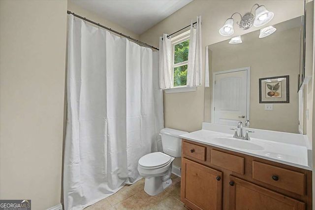 811 Ravenstone Way, Canton, GA 30115