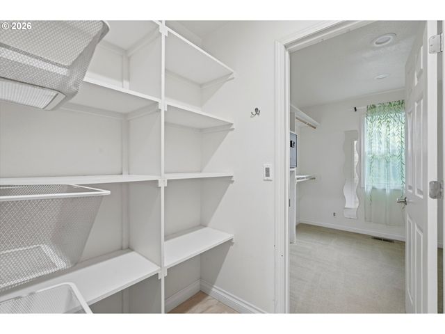 5099 WOODWINDS Ct, West Linn, OR 97068