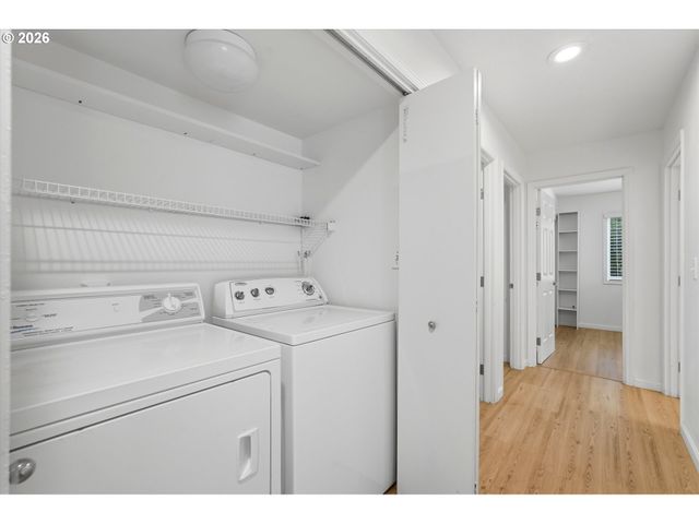 5099 WOODWINDS Ct, West Linn, OR 97068