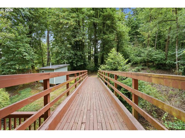 5099 WOODWINDS Ct, West Linn, OR 97068