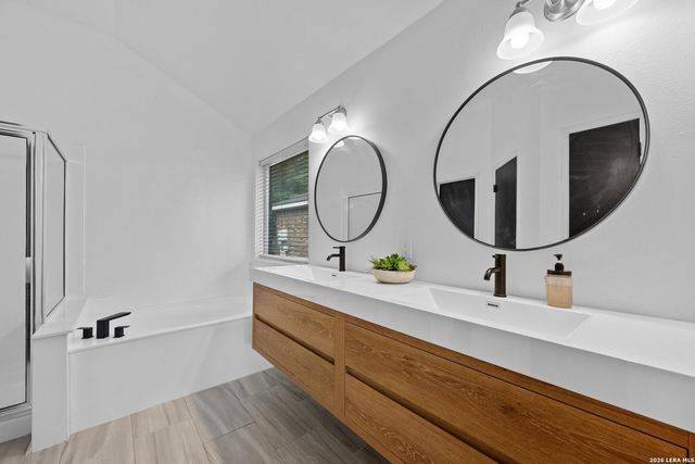 6435 OLD HARBOR LN, Austin, TX 78739