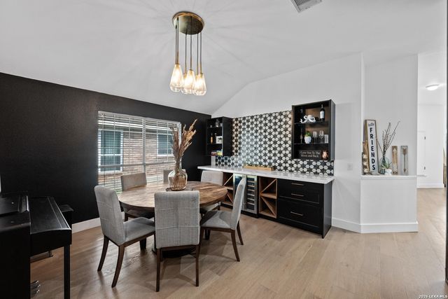6435 OLD HARBOR LN, Austin, TX 78739
