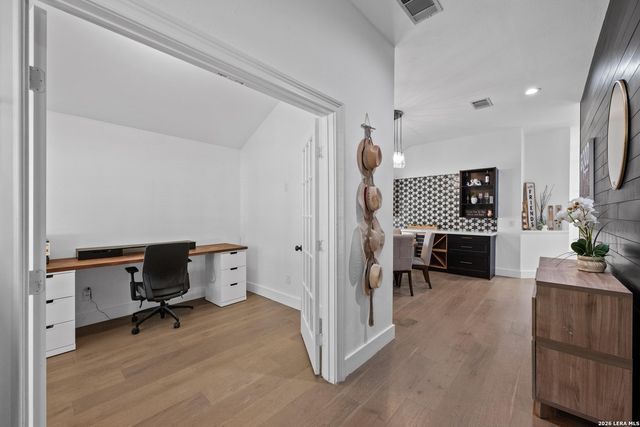 6435 OLD HARBOR LN, Austin, TX 78739