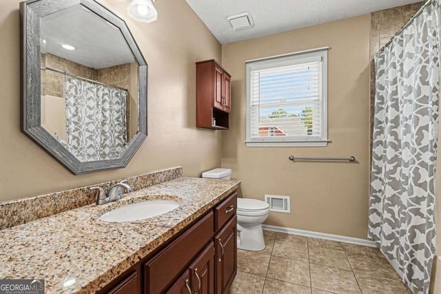 2822 Green Road, Loganville, GA 30052