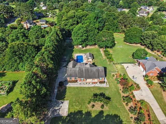 2822 Green Road, Loganville, GA 30052