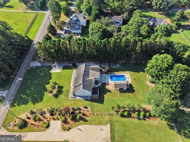 2822 Green Road, Loganville, GA 30052