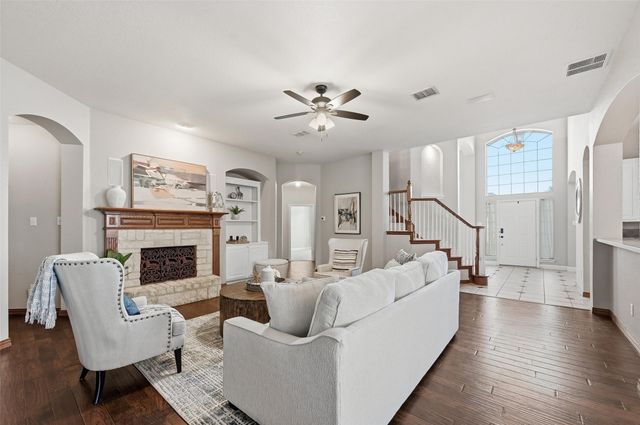 2085 Club Lake Circle, Rockwall, TX 75087