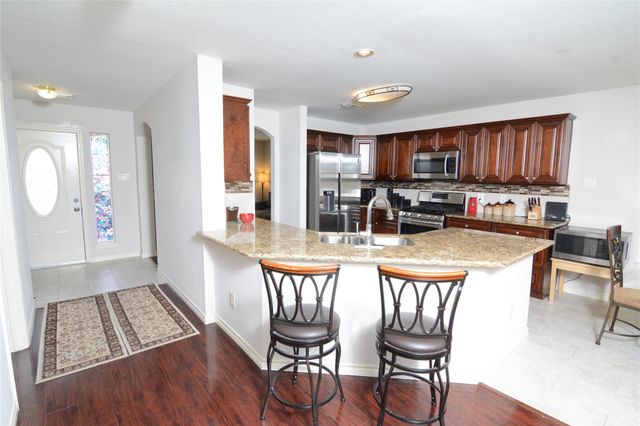 7218 Autumn Bluff Lane, Richmond, TX 77407