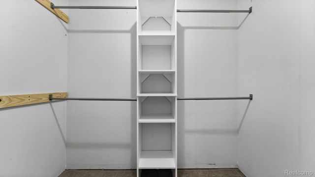 41784 WHITE TAIL Lane, Canton Charter Township, MI 48188