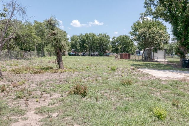 143 Quail Ridge DR, Kyle, TX 78640