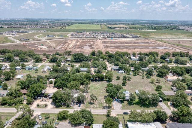 143 Quail Ridge DR, Kyle, TX 78640
