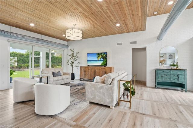 7920 Twin Eagle LN, Fort Myers, FL 33912