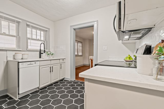 517 N Emerson Avenue, Indianapolis, IN 46219