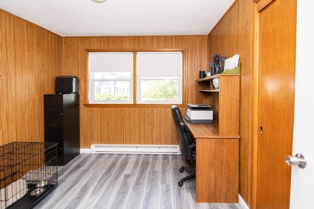 44 Schley St, Chicopee, MA 01020